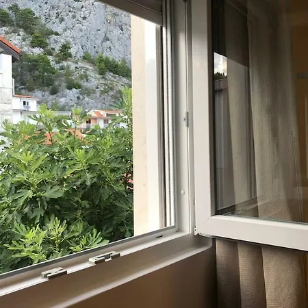 With Balcony - Near And Town Center * Omiš