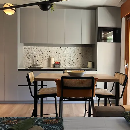Apartment With Balcony - Near And Town Center